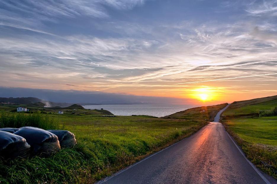 Posada Punta Ballota Suances Kültér fotó